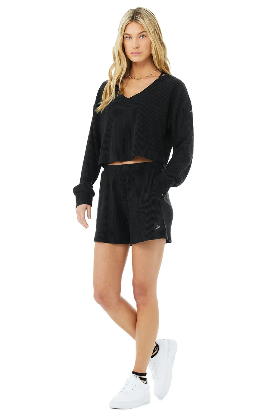 Muse V-Neck Pullover & Muse Short Set