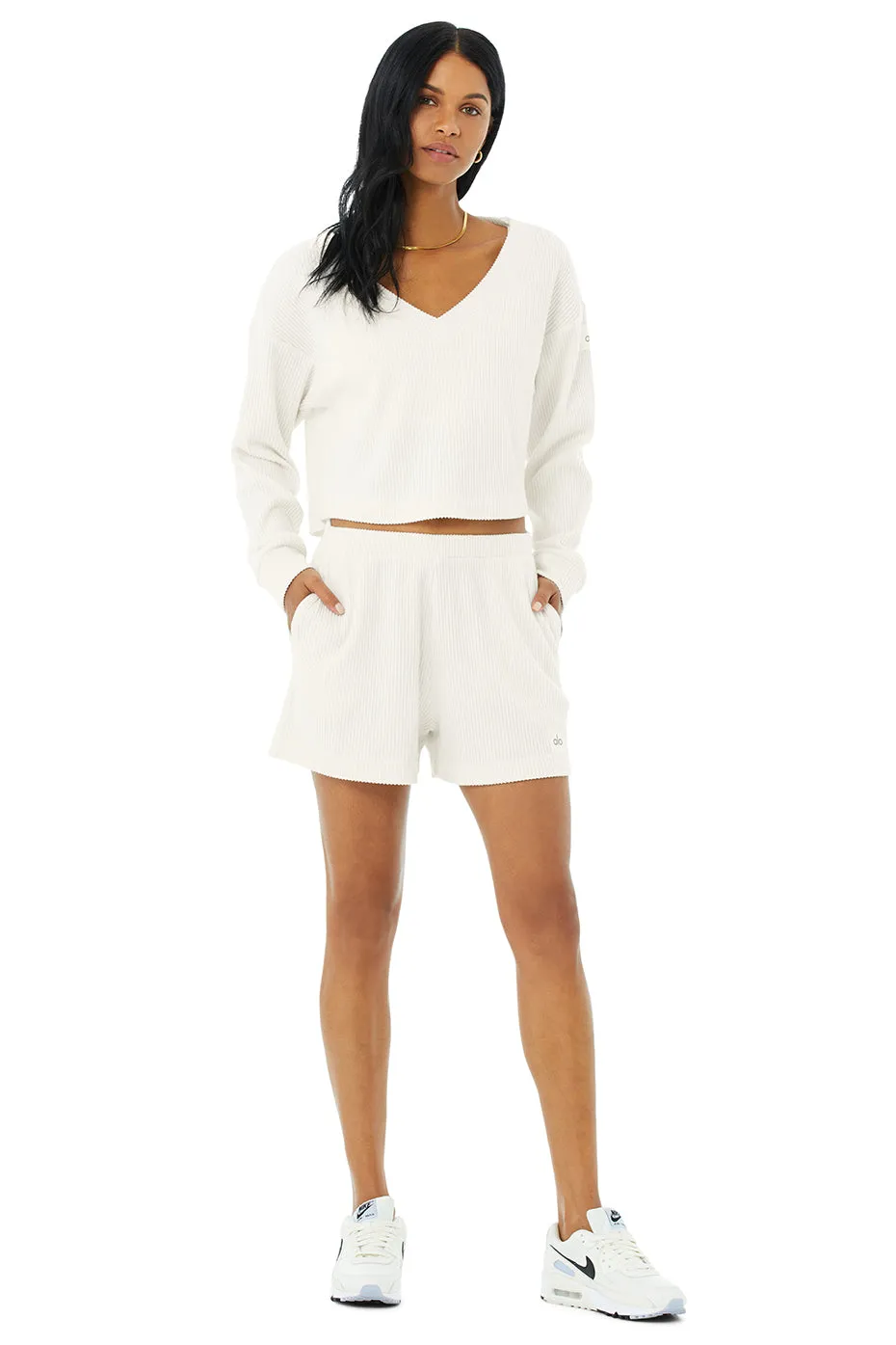 Muse V-Neck Pullover & Muse Short Set