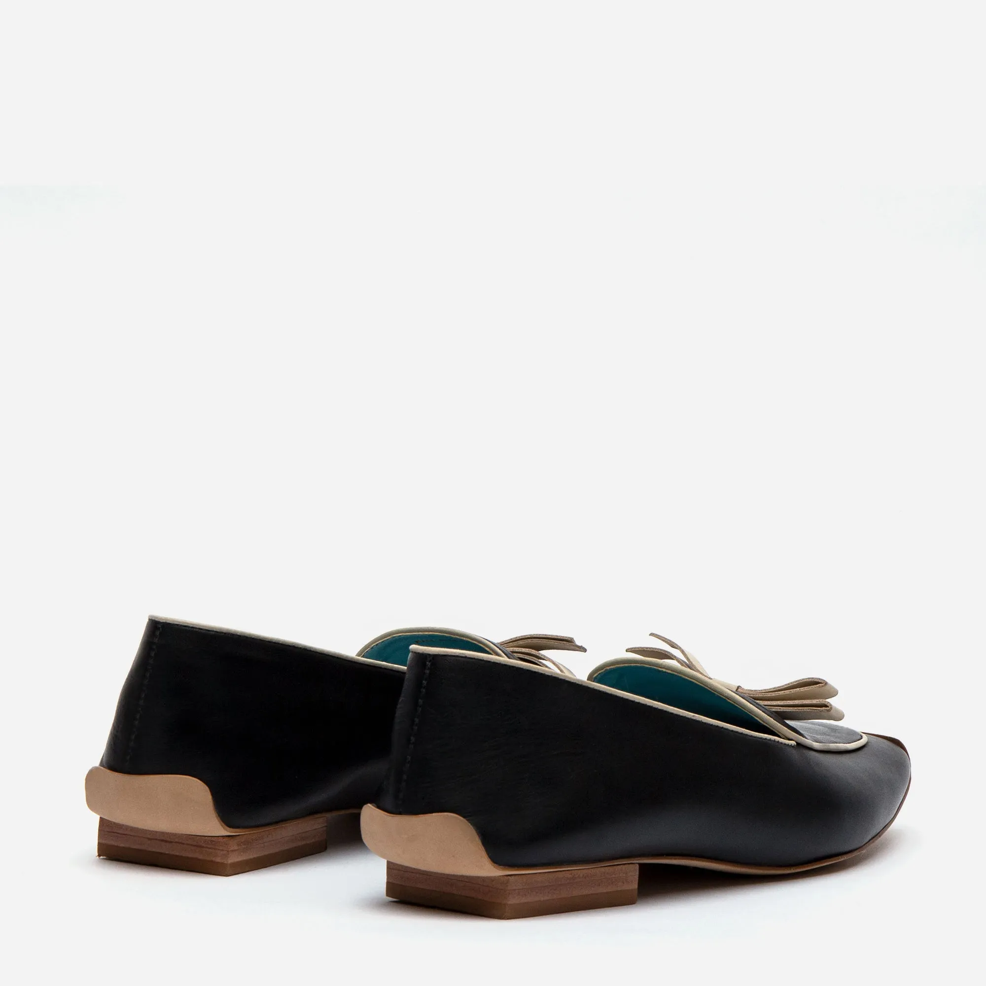 Suzanne Loafer Leather Black Oyster